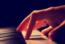 百花齐放!欧预赛比赛多样风情,令人目不暇接